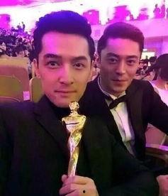 女子爆料胡歌视频大全集,揭秘明星背后的故事  第1张